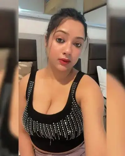 Call Girls Service Umling